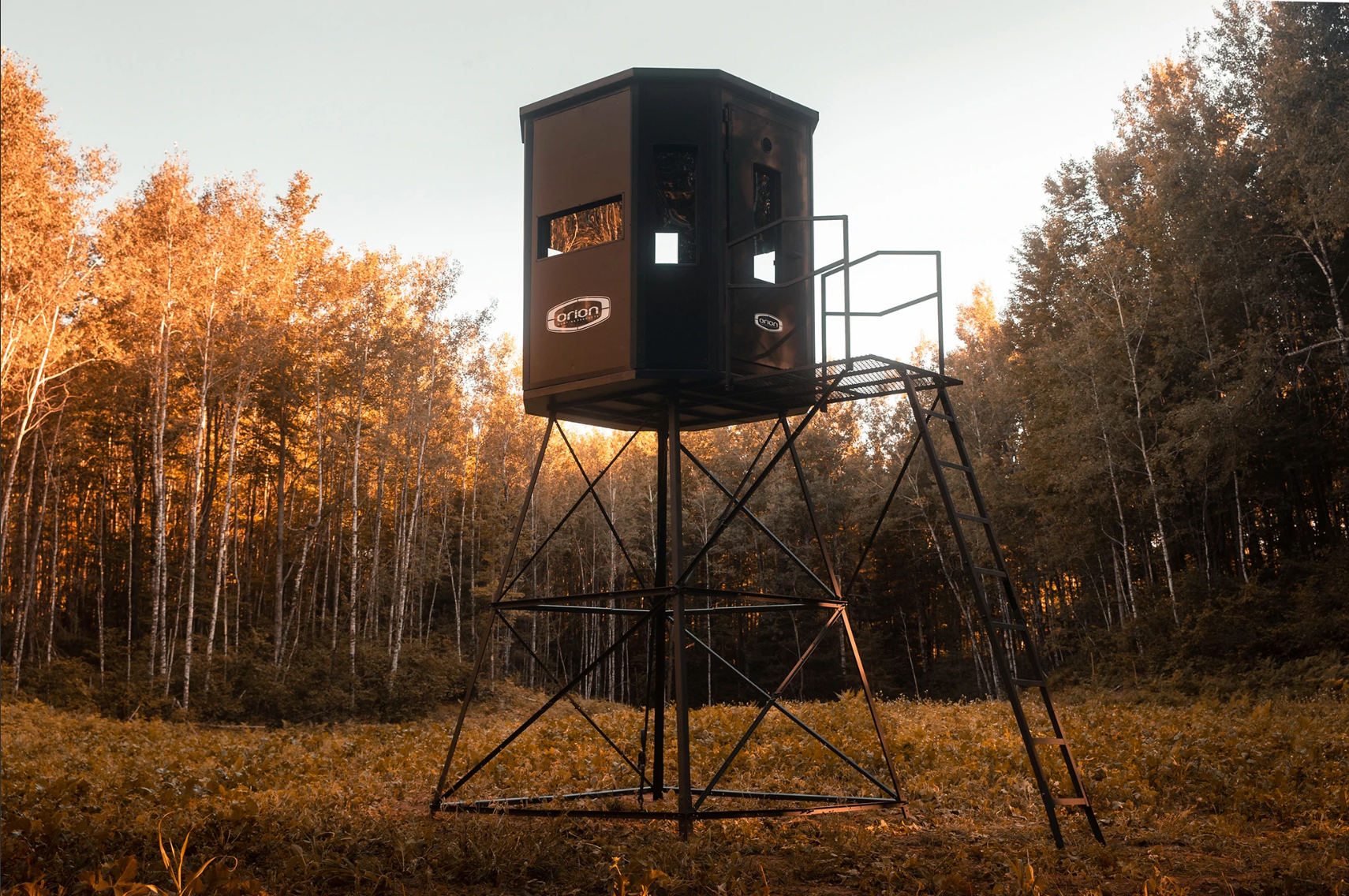 Orion Blinds 15' Hunting blind stand with ladder