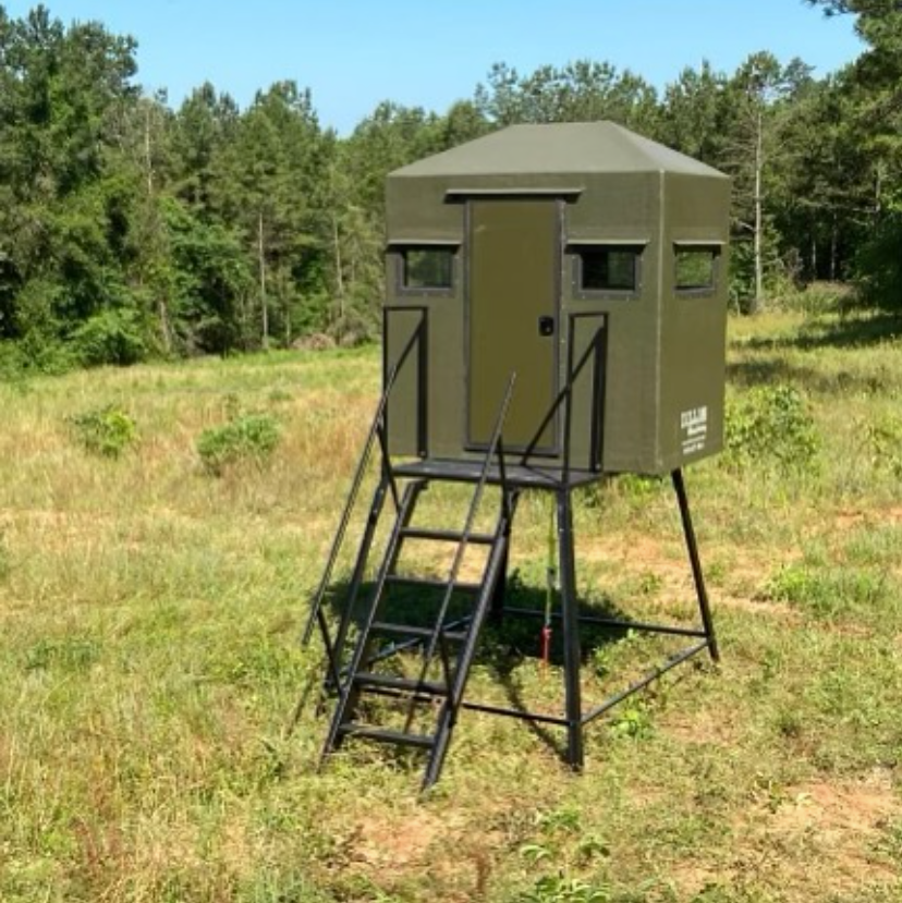 Dillon Manufacturing 4'x6' Classic Deer Blind With Door on 6' Side