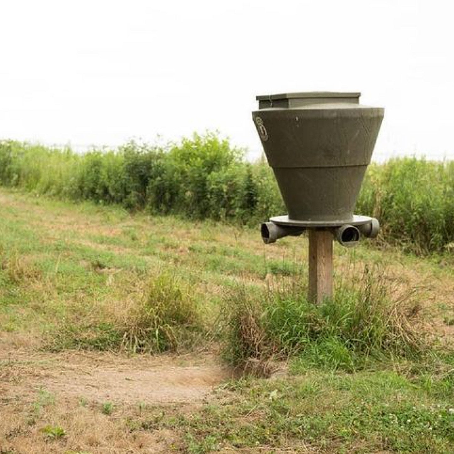 Banks Outdoors Feedbank 600 Gravity Deer Feeder