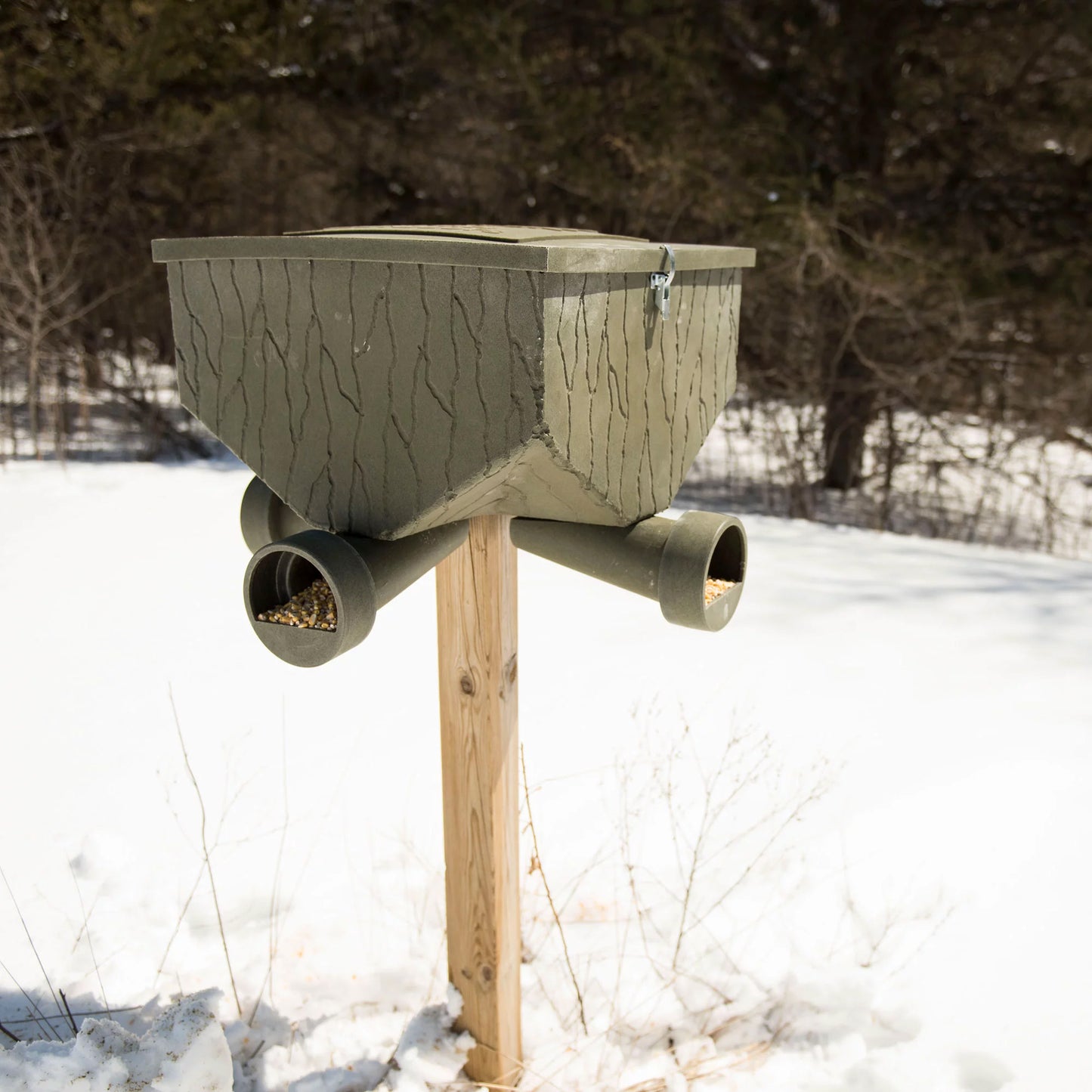 Banks Outdoors Feed Bank Deer & Game Gravity Fed Hunting Feeder 150 Lb Capacity