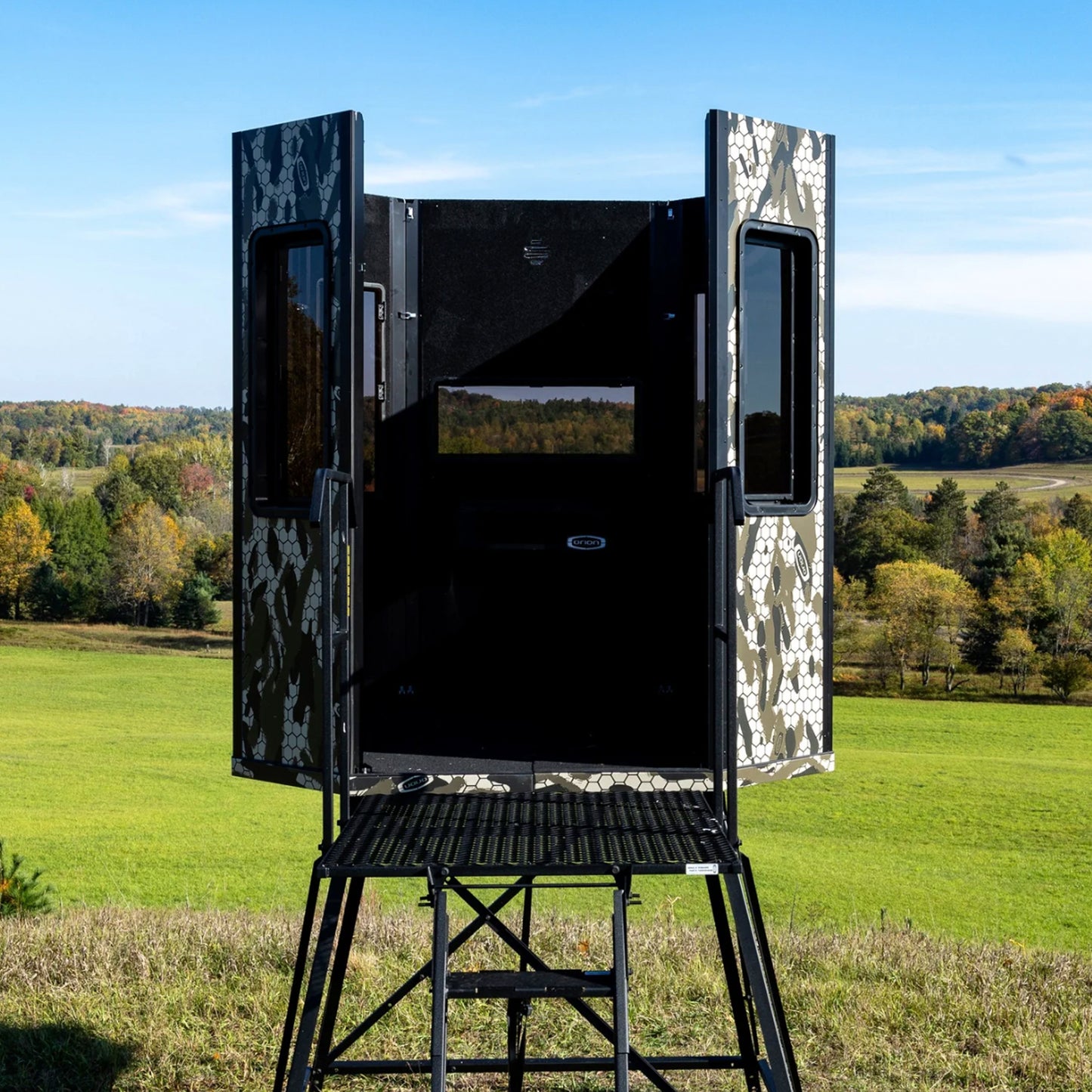 Orion Hunting - 5x5 Premium Archery/Bow Hunting Blind - Vertical Windows