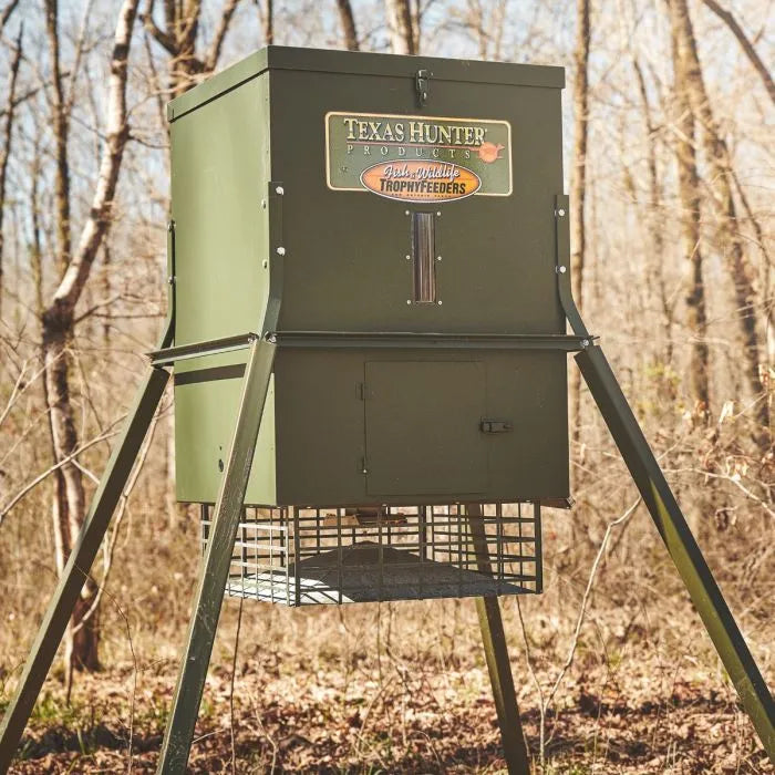 Texas Hunter 300 lb. Trophy Deer Feeder with 4 Foot Legs