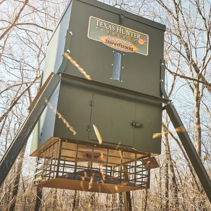 Texas Hunter 300 lb. Trophy Deer Feeder with 4 Foot Legs