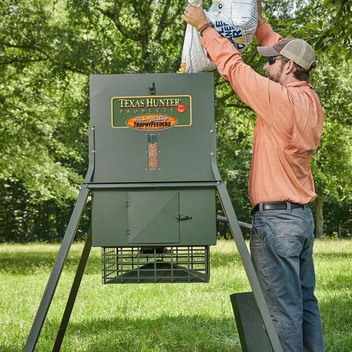 Texas Hunter 300 lb. Trophy Deer Feeder with 4 Foot Legs