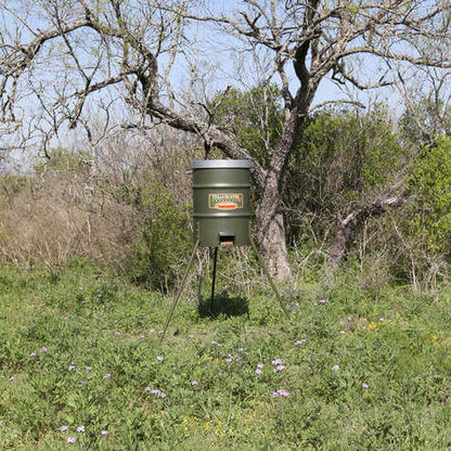 PF300: Texas Hunter 300 lb. Protein Barrel Deer Feeder