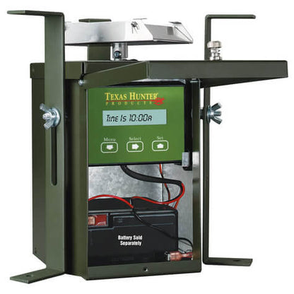 TH60: Texas Hunter 6 Volt Wildlife Feeder Kit